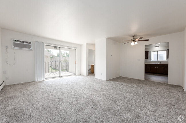 Interior Photo - Denway Circle Apartments