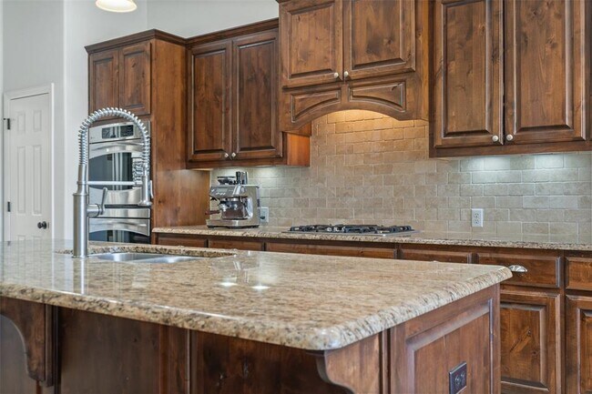 Building Photo - 172 Mirafield Ln