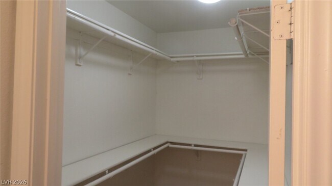 Building Photo - 3014 Sunrise Bay Ave