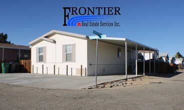 Building Photo - Spacious 3-Bed, 2-Bath Mobile Home in California City – Convenient & Cozy!