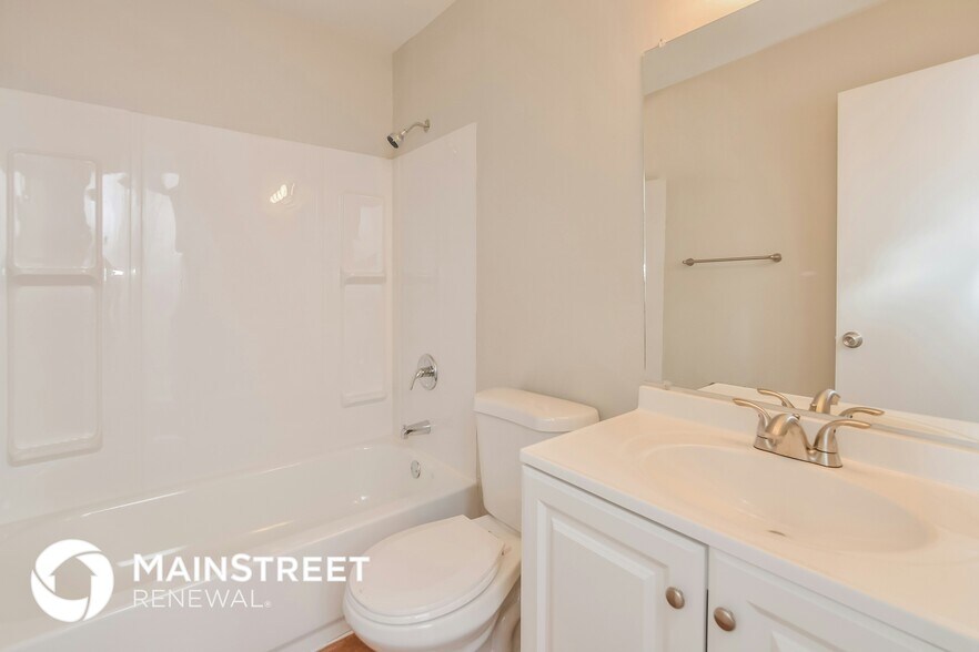 Building Photo - 11322 Lockwood St