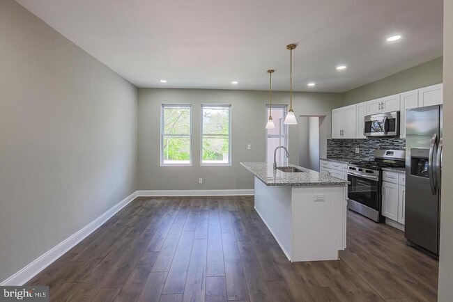 Building Photo - 4415 Old York Rd