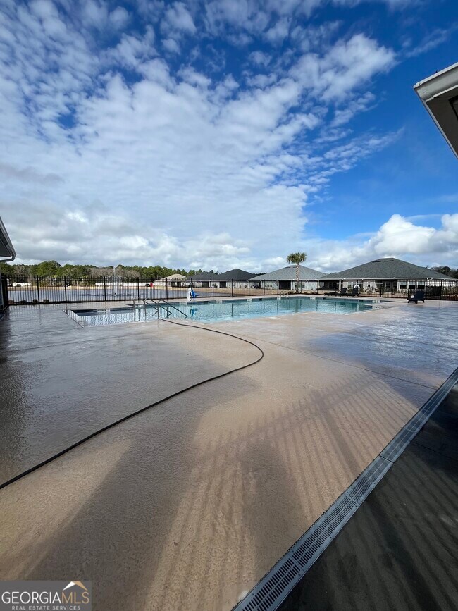 Building Photo - 126 The Villas Wy