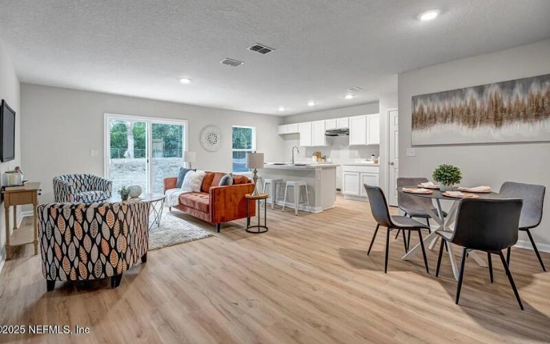 Building Photo - 5986 Patterson Ave