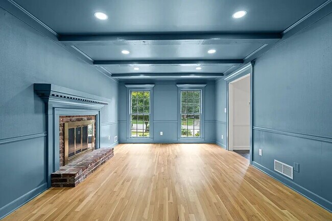 Building Photo - 2340 Castleridge Ct