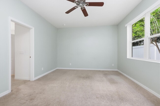 Building Photo - 740 Preakness Cir