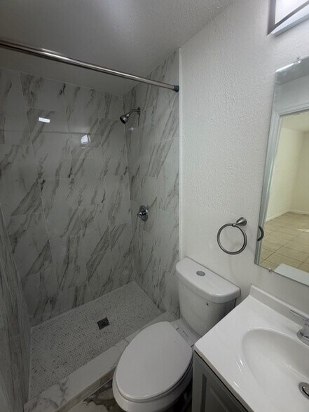 Building Photo - 1129 W 23rd St