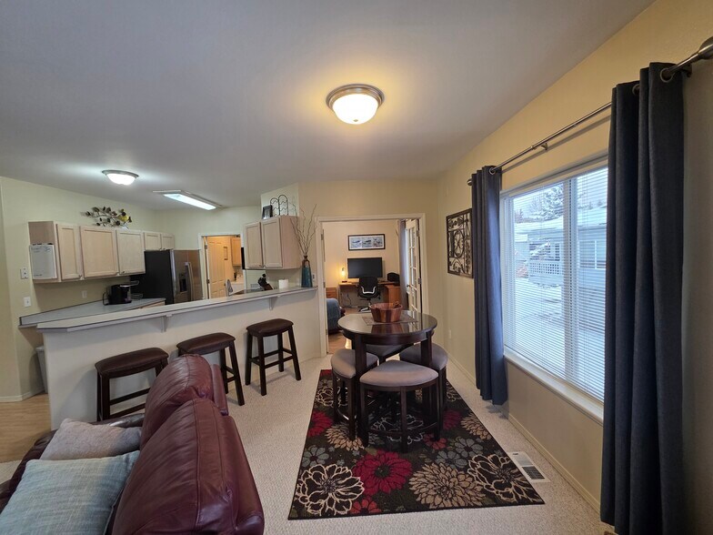 Building Photo - 3030 Lore Rd