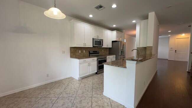 Building Photo - 10609 Willow Oak Ct