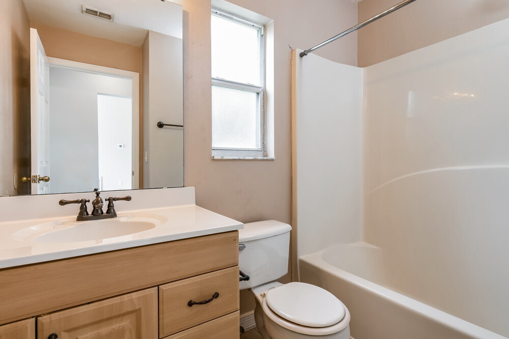 Building Photo - 1940 Villa Angelo Blvd