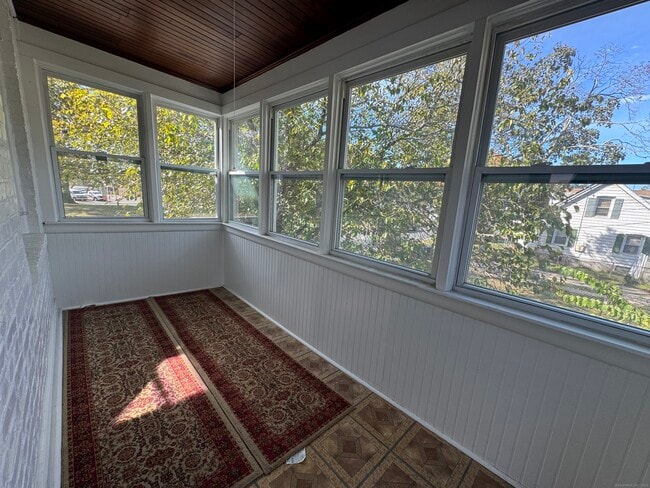 Building Photo - 677 Boston Ave