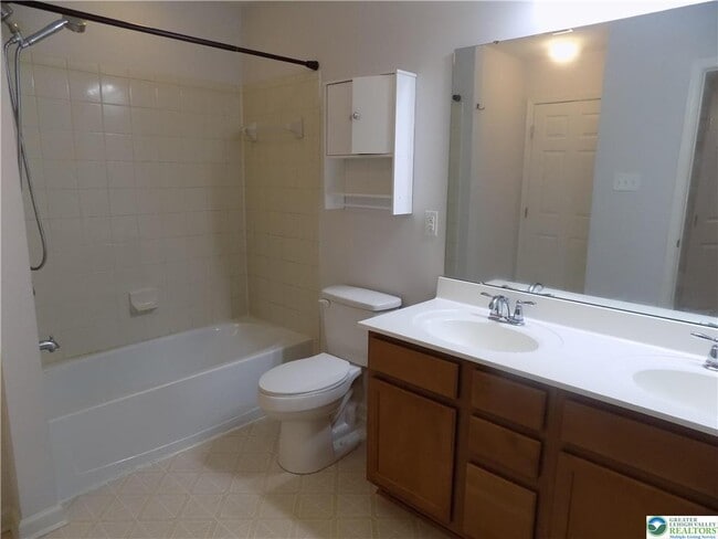 Building Photo - 1145 Sparrow Way