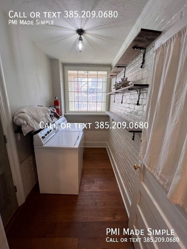 Building Photo - 213 S 100 E
