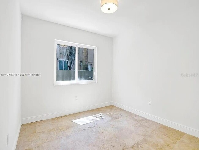 Building Photo - 15945 NW 82nd Ct