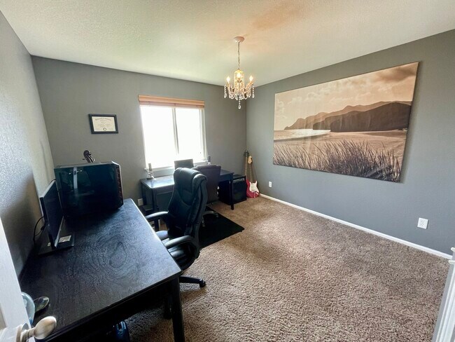 Building Photo - 5614 Blue Mountain Cir