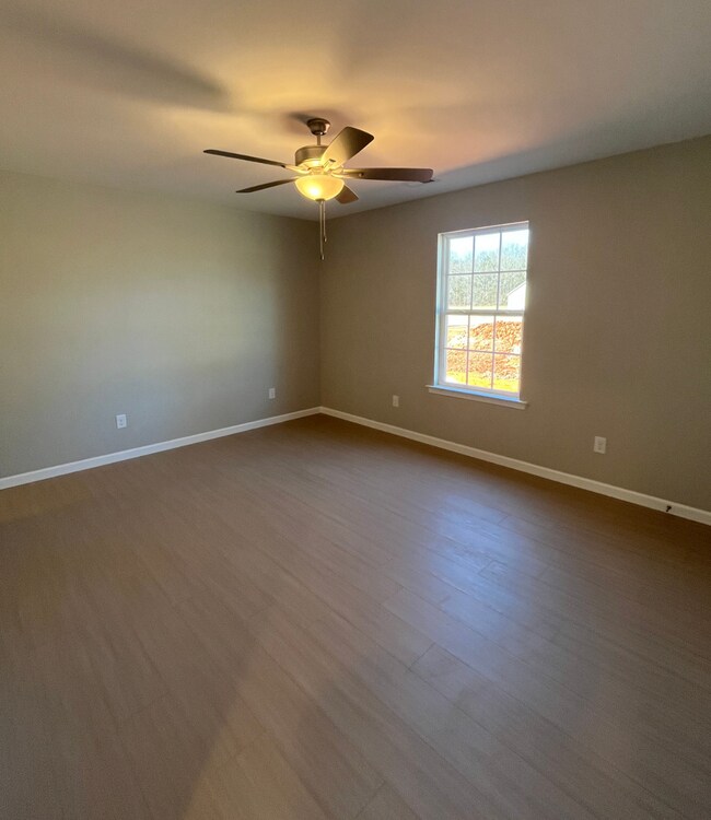 Building Photo - 3945 Greenpond Rd