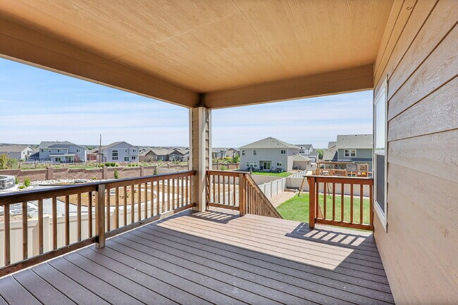 Building Photo - $2,940.95, $300.00 off the first month's rent, 6 Bedrooms, 3 Bathrooms, Single Family Home in Col...