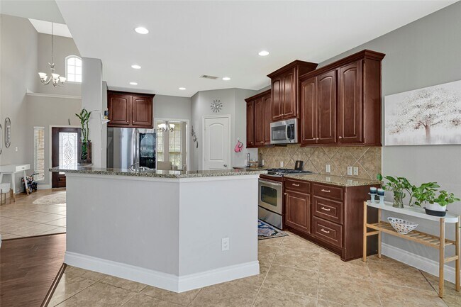 Building Photo - 29030 Davenport Dr