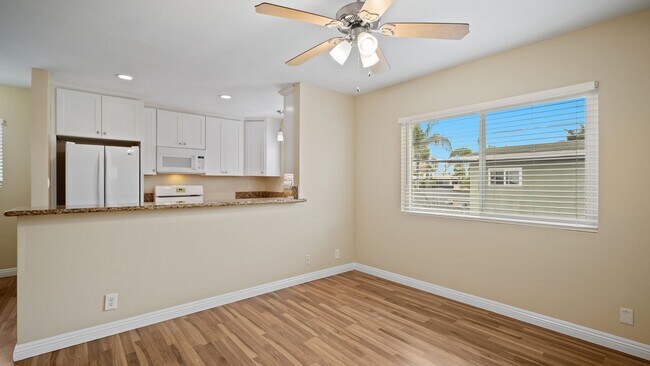 Building Photo - 124-126 4th Street Duplex