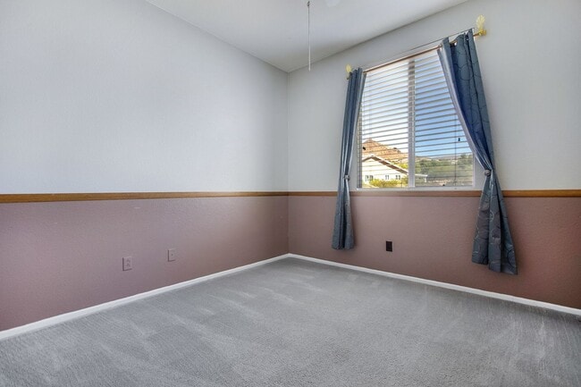 Building Photo - 34122 Courtney Terrace