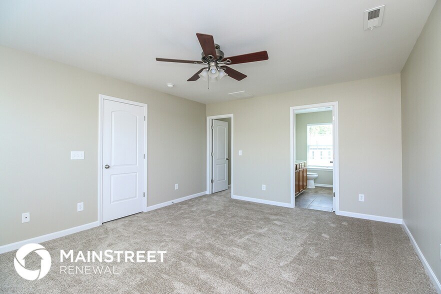 Building Photo - 396 Shady Grove Ct