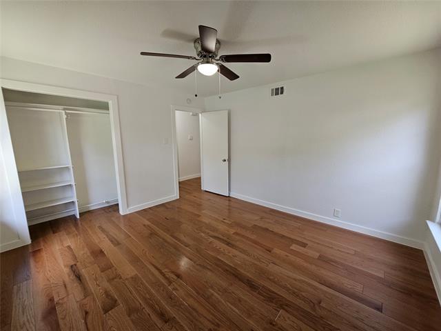 Building Photo - 2402 Housley Dr