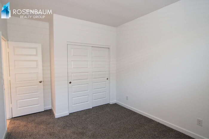 Building Photo - 38095 W Cannataro Ln