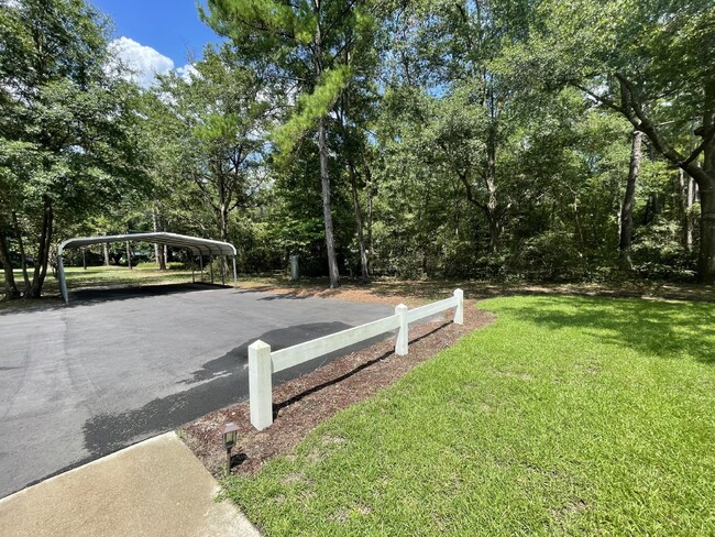 Building Photo - The Lazy May, Charming Fully-Furnished Cot...