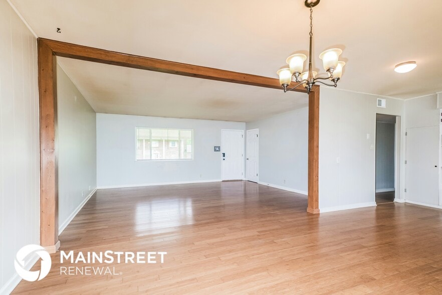 Building Photo - 4428 Green Valley Dr