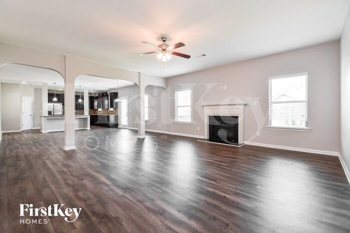 Building Photo - 3744 Beech Bottom Ln