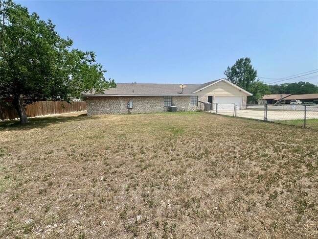Building Photo - 821 Guadalupe St