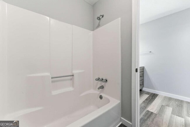 Building Photo - 5090 Sand Wedge Cir