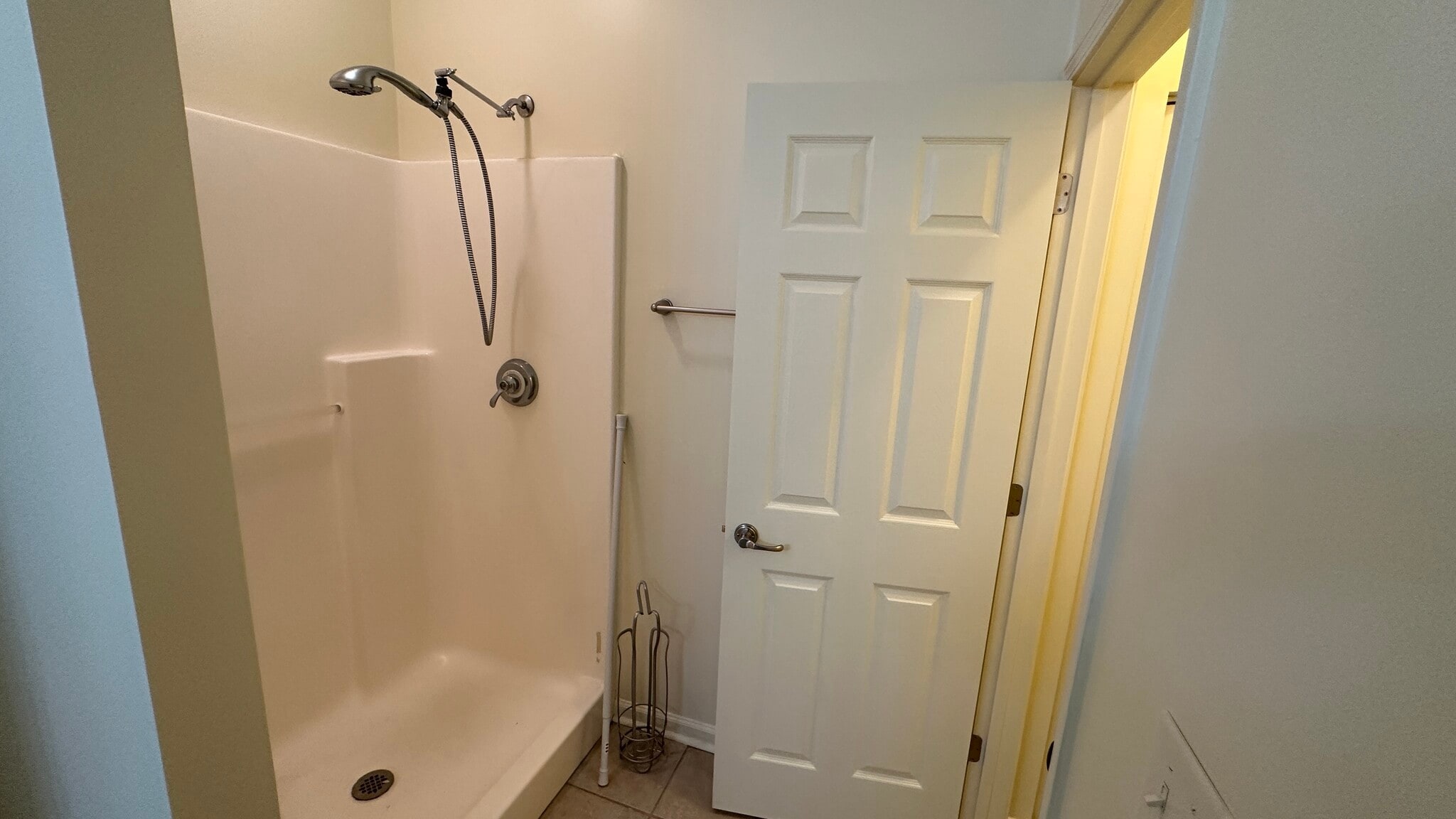 Master Bath - 555 Goldon Trophy Trl