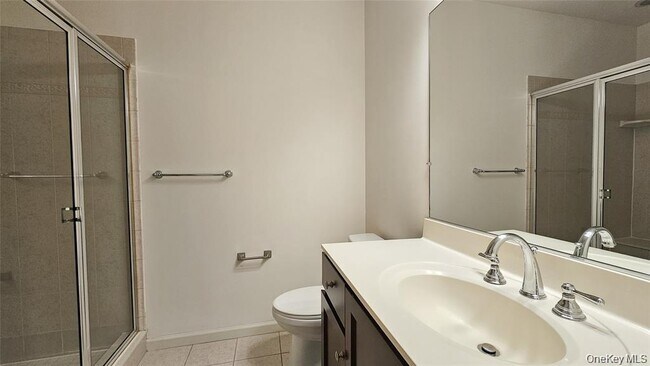 Building Photo - 105 Canter Ct