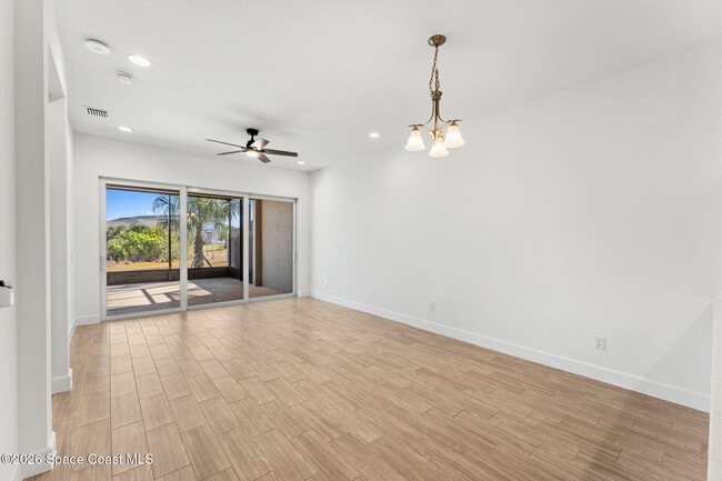 Building Photo - 3168 Avalonia Dr