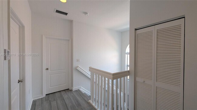 Building Photo - 2151 NE 37th Terrace