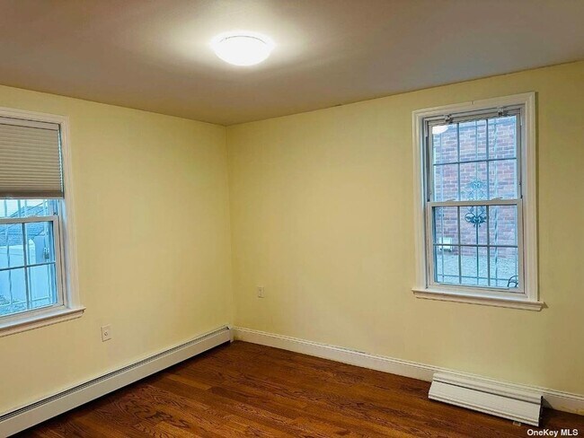 Building Photo - 35-30 155th St