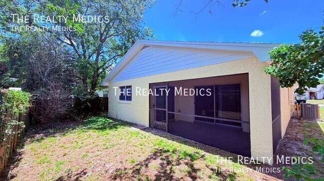 Building Photo - 10609 Wyndcliff Dr