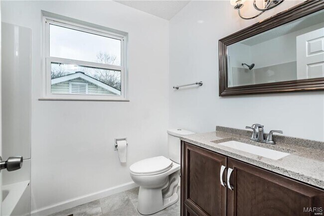Building Photo - 1369 Nykiel Ct