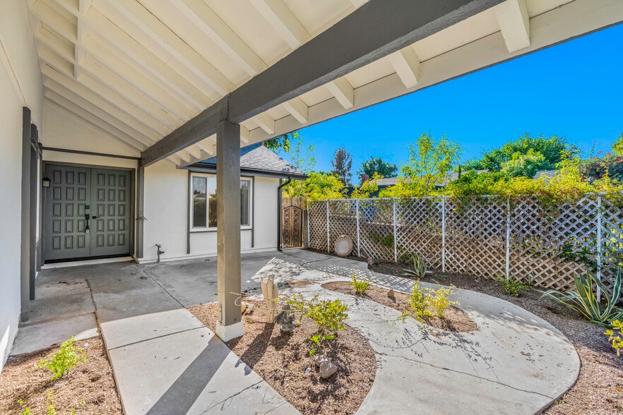 Building Photo - 23831 Pesaro