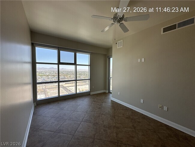 Building Photo - 150 S Las Vegas Blvd