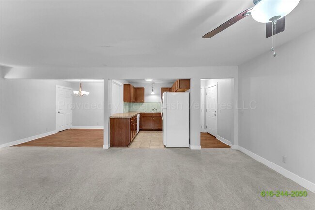 Building Photo - BEAUTIFUL 3 BEDROOM IN ALTO!