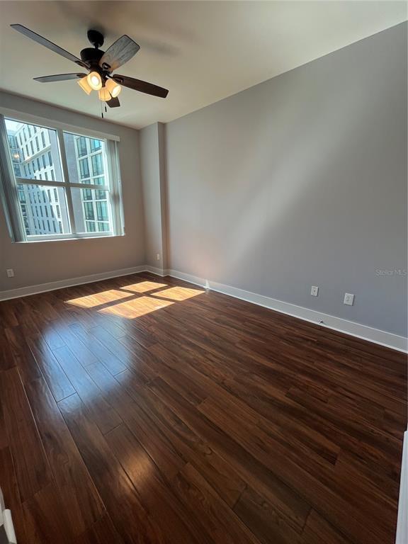 Building Photo - 1120 E Kennedy Blvd