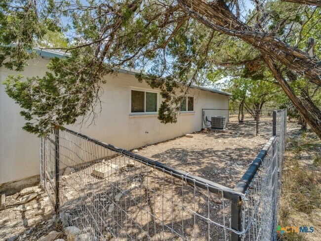 Building Photo - 1351 Spitz Kegel View Dr