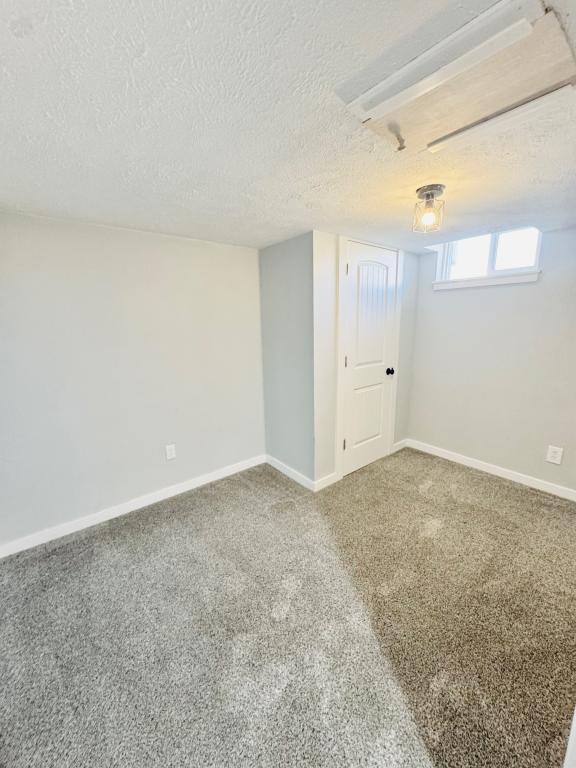 Building Photo - 410 Holbrook Dr