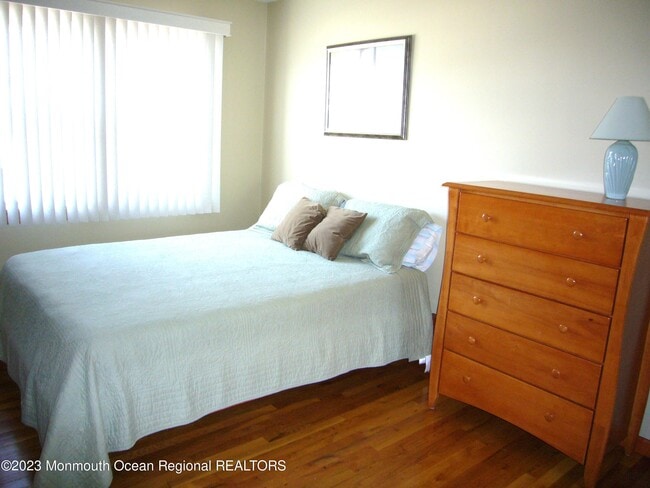 Building Photo - 1201 Ocean Ave