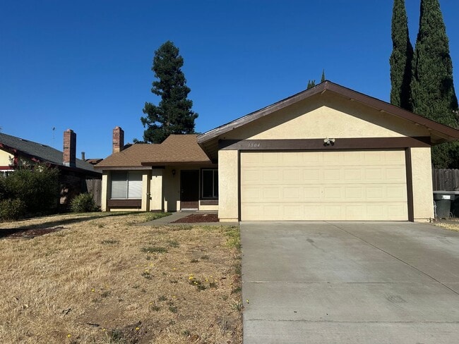 Primary Photo - 3 Bedroom 2 Bathroom Home with Yard