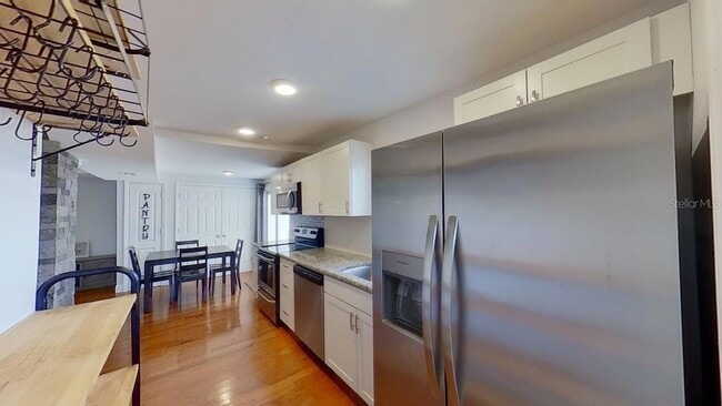 Building Photo - 3729 31st Ave S