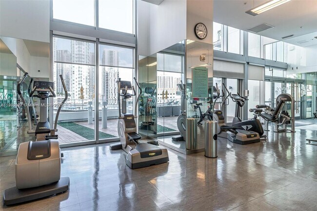 Building Photo - 92 SW 3rd St