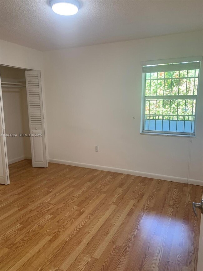 Building Photo - 2460 SW 18th Ave